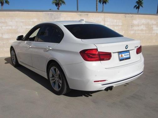 2016 BMW 328 i