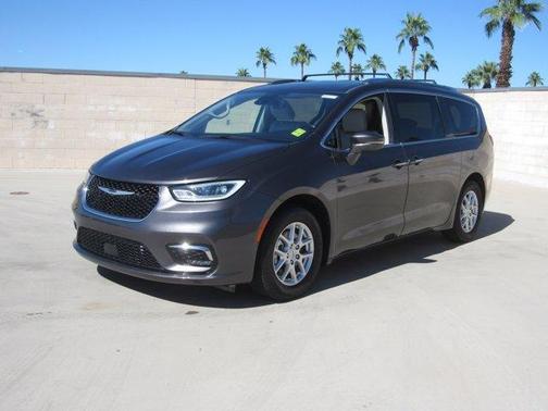 2021 Chrysler Pacifica Touring-L