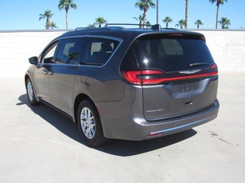 2021 Chrysler Pacifica Touring-L
