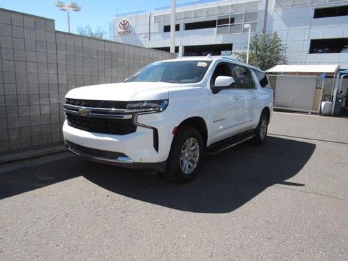 2022 Chevrolet Suburban LS