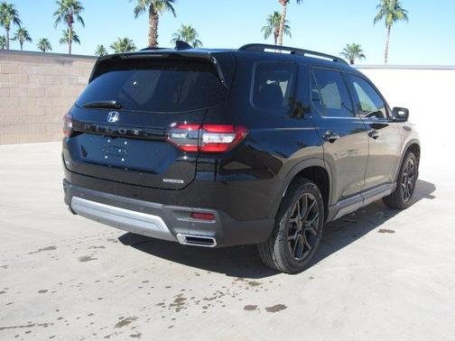 2025 Honda Pilot Touring+