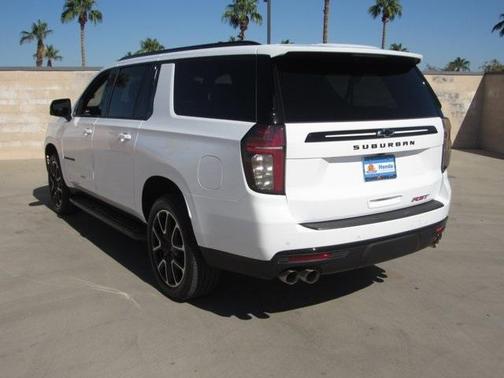 2024 Chevrolet Suburban RST