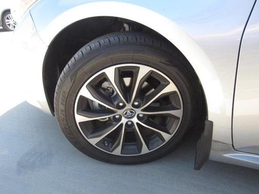 2018 Toyota Avalon XLE Plus