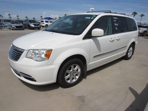 2011 Chrysler Town & Country Touring