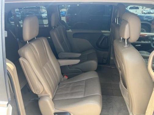 2015 Chrysler Town & Country Touring-L