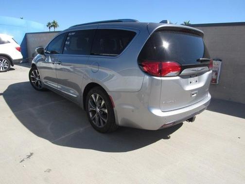 2017 Chrysler Pacifica Limited
