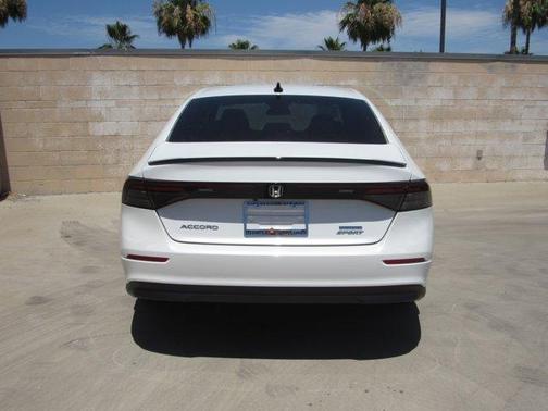 Platinum White Pearl 2025 Honda Accord Hybrid Sport