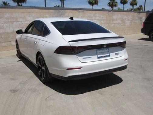 Platinum White Pearl 2025 Honda Accord Hybrid Sport