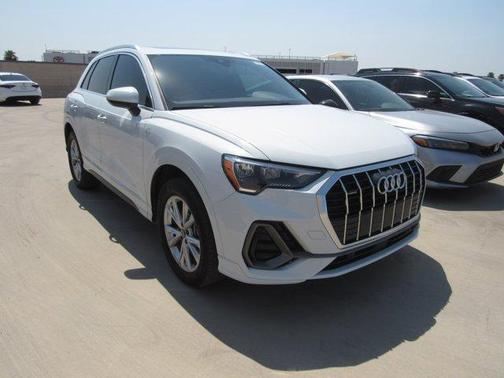 2022 Audi Q3 45 S line Premium