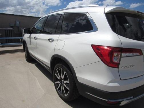 2019 Honda Pilot Touring 8-Passenger