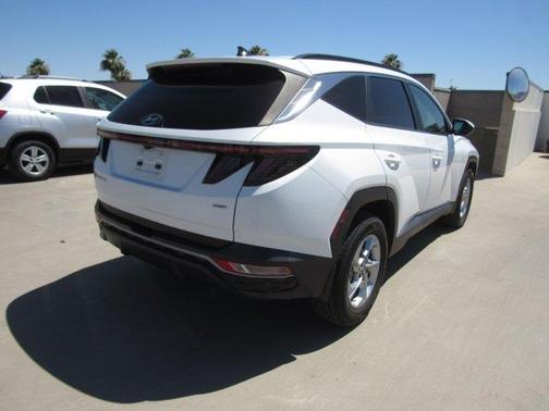 Quartz White 2022 Hyundai TUCSON SEL