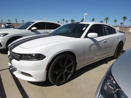 2016 Dodge Charger SE