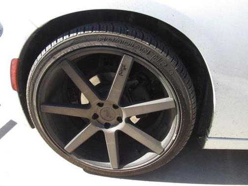 2016 Dodge Charger SE