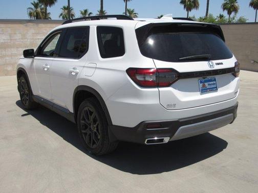 2025 Honda Pilot Touring+