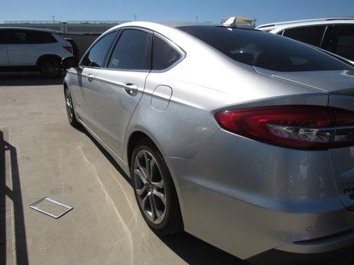 2019 Ford Fusion Hybrid Titanium
