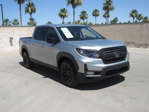Solar Silver Metallic 2025 Honda Ridgeline Sport+