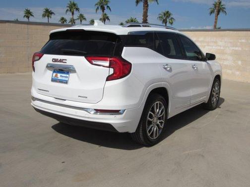 2022 GMC Terrain Denali