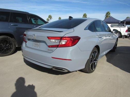 2022 Honda Accord Sport SE