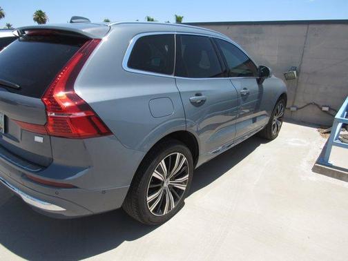 2022 Volvo XC60 Recharge Plug-In Hybrid INSCRIPTION