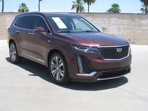 2022 Cadillac XT6 Premium Luxury FWD