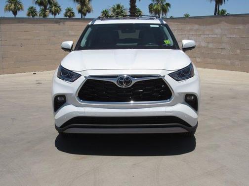 2023 Toyota Highlander Platinum
