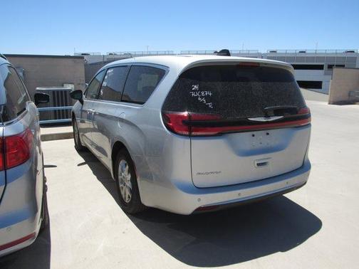 Silver Mist Clearcoat 2024 Chrysler Pacifica Touring-L
