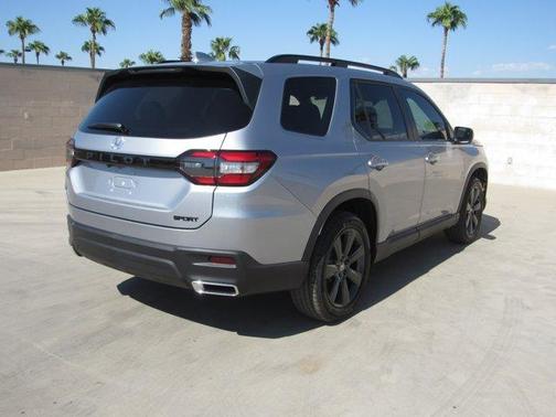 2025 Honda Pilot Sport