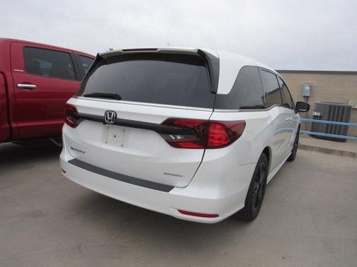 Platinum White Pearl 2023 Honda Odyssey Sport