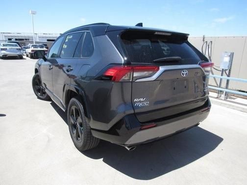 2019 Toyota RAV4 Hybrid XSE