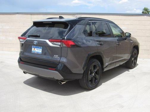 2019 Toyota RAV4 Hybrid XSE