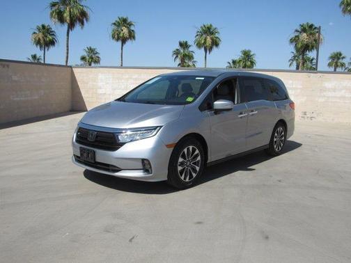 Lunar Silver Metallic 2024 Honda Odyssey EX-L
