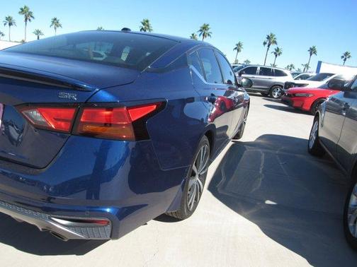 2020 Nissan Altima 2.5 SR