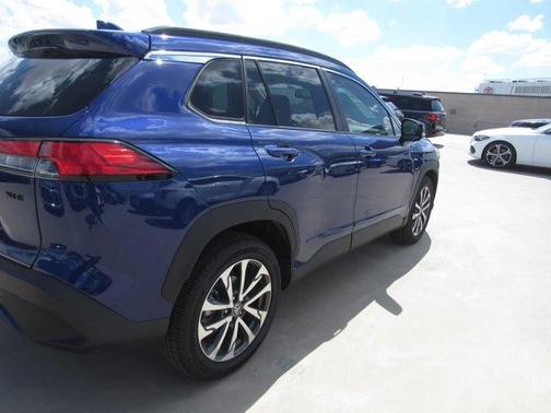 2022 Toyota Corolla Cross XLE