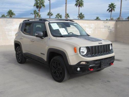 2017 Jeep Renegade Trailhawk