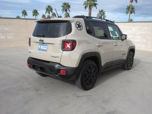 2017 Jeep Renegade Trailhawk