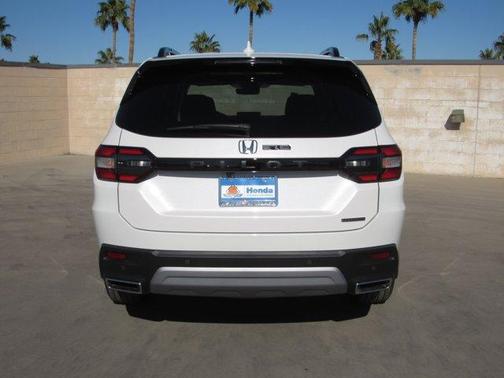 2025 Honda Pilot Touring+
