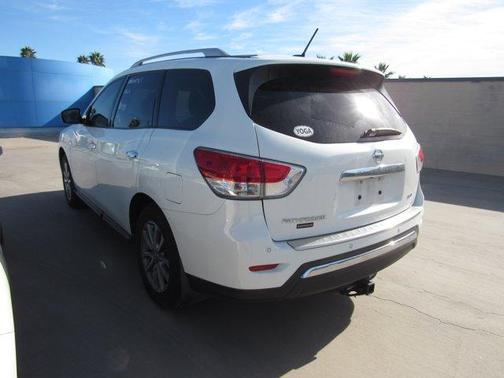 2015 Nissan Pathfinder SV
