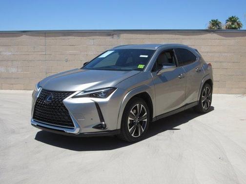 Atomic Silver 2022 Lexus UX 250h Luxury