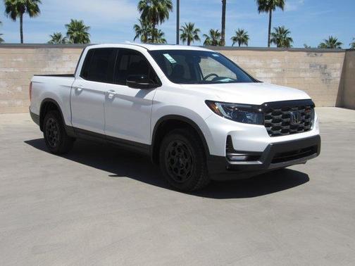 2025 Honda Ridgeline TrailSport+