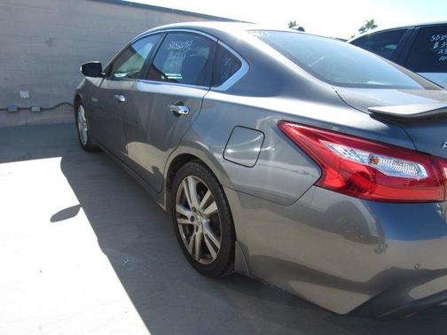 2016 Nissan Altima 3.5 SL