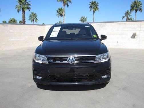 2021 Volkswagen Tiguan 2.0T SE R-Line Black