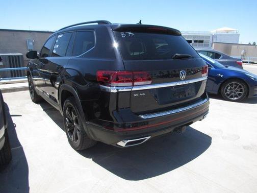2022 Volkswagen Atlas 3.6L SE w/Technology
