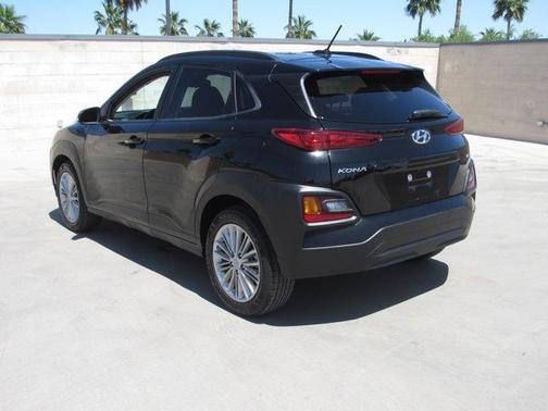 2021 Hyundai KONA SEL