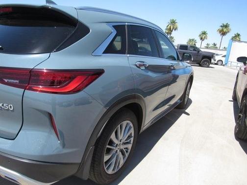 2024 INFINITI QX50 Luxe