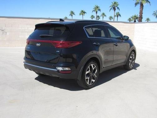 2022 Kia Sportage EX