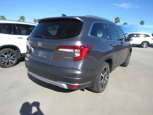 2022 Honda Pilot Touring 7-Passenger