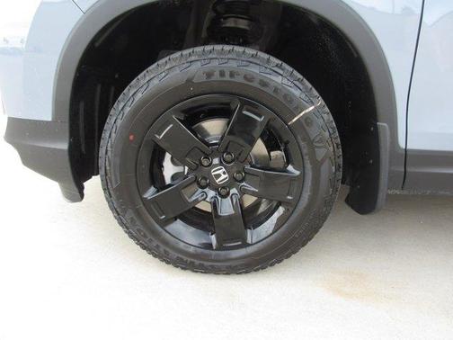 2025 Honda Ridgeline Black Edition