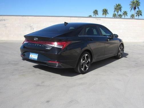 2023 Hyundai ELANTRA HEV Limited