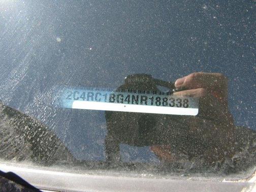 Granite Crystal Clearcoat Metallic 2022 Chrysler Pacifica Touring-L