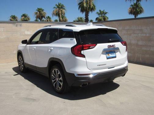 Summit White 2018 GMC Terrain SLT